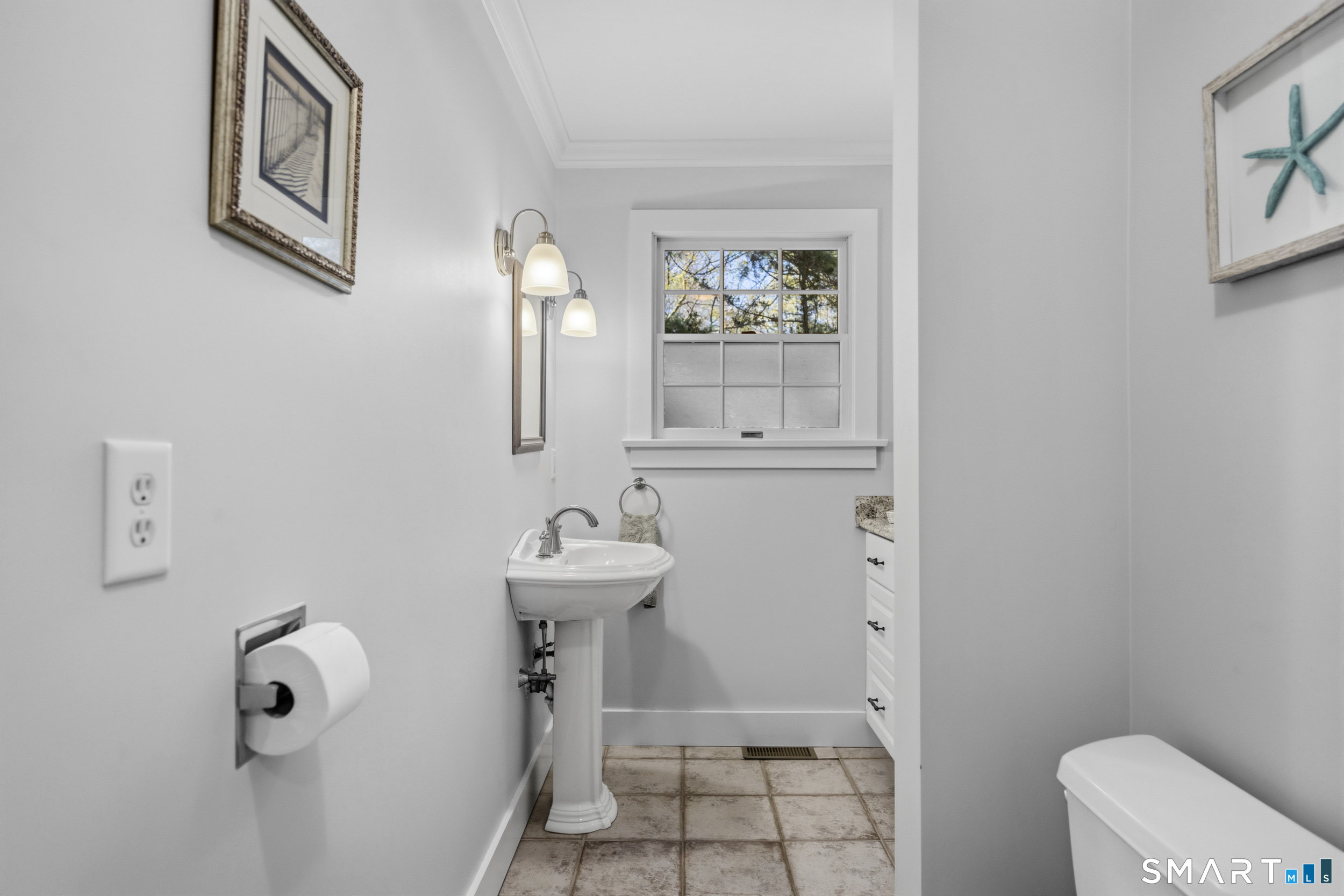 122 Niles Hill Road Waterford CT 06385