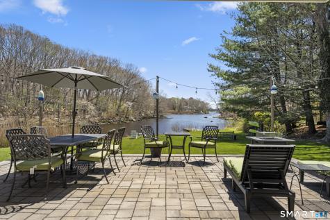 122 Niles Hill Road Waterford CT 06385