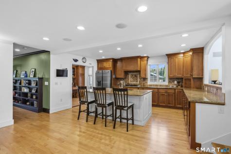 122 Niles Hill Road Waterford CT 06385