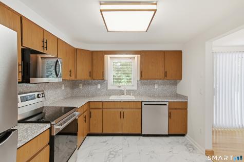 120 Highland Avenue East Haven CT 06513