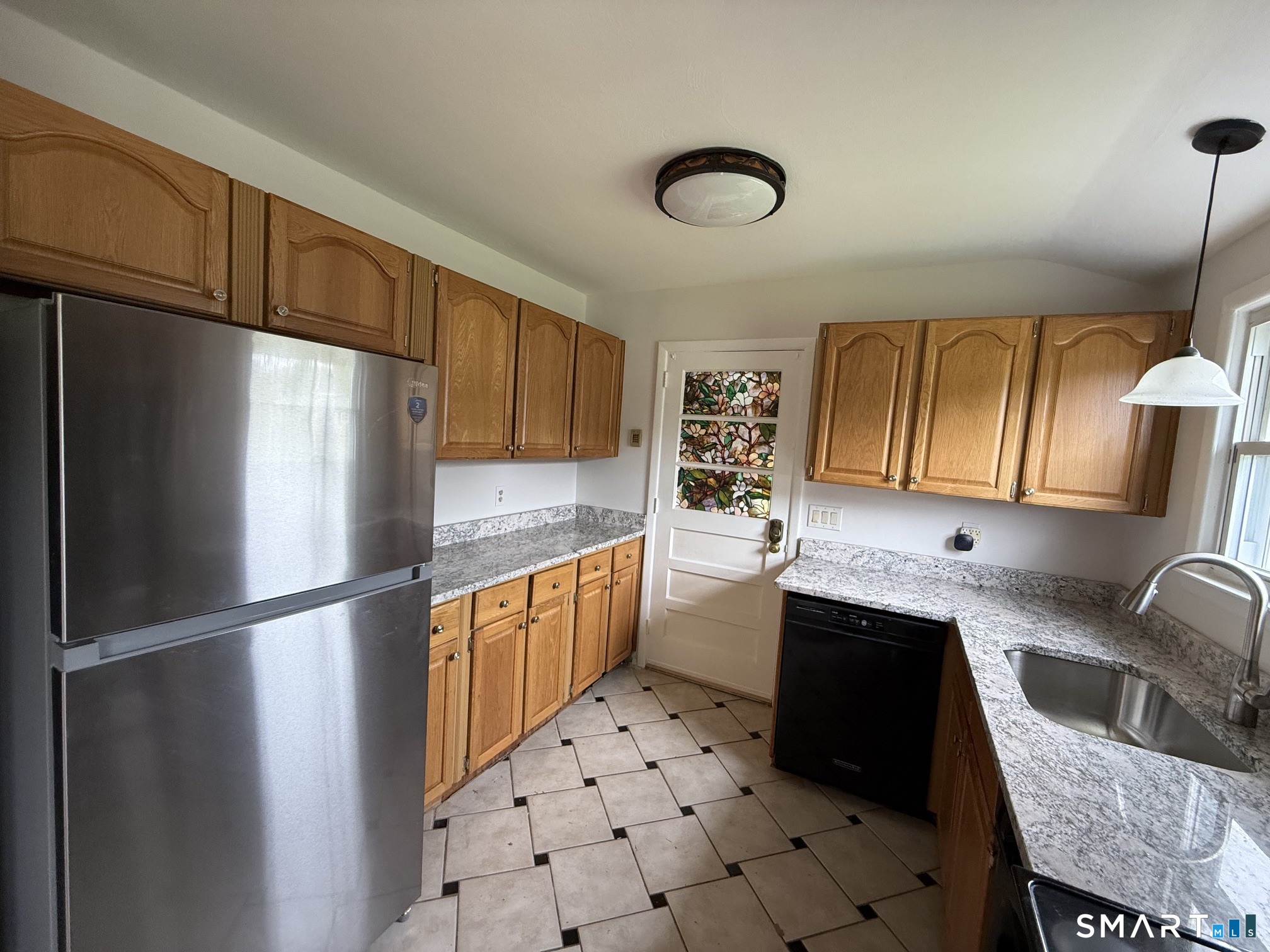 23 Raymond Road South Windsor CT 06074