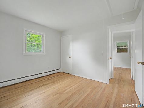 23 Raymond Road South Windsor CT 06074