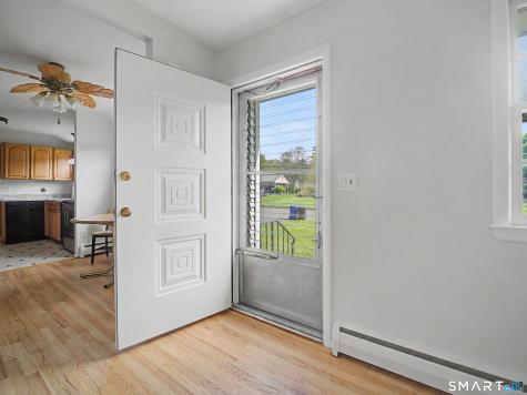23 Raymond Road South Windsor CT 06074