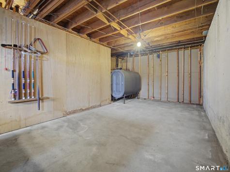 23 Raymond Road South Windsor CT 06074