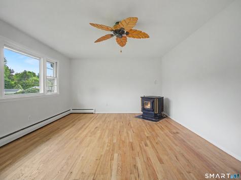 23 Raymond Road South Windsor CT 06074