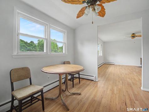 23 Raymond Road South Windsor CT 06074