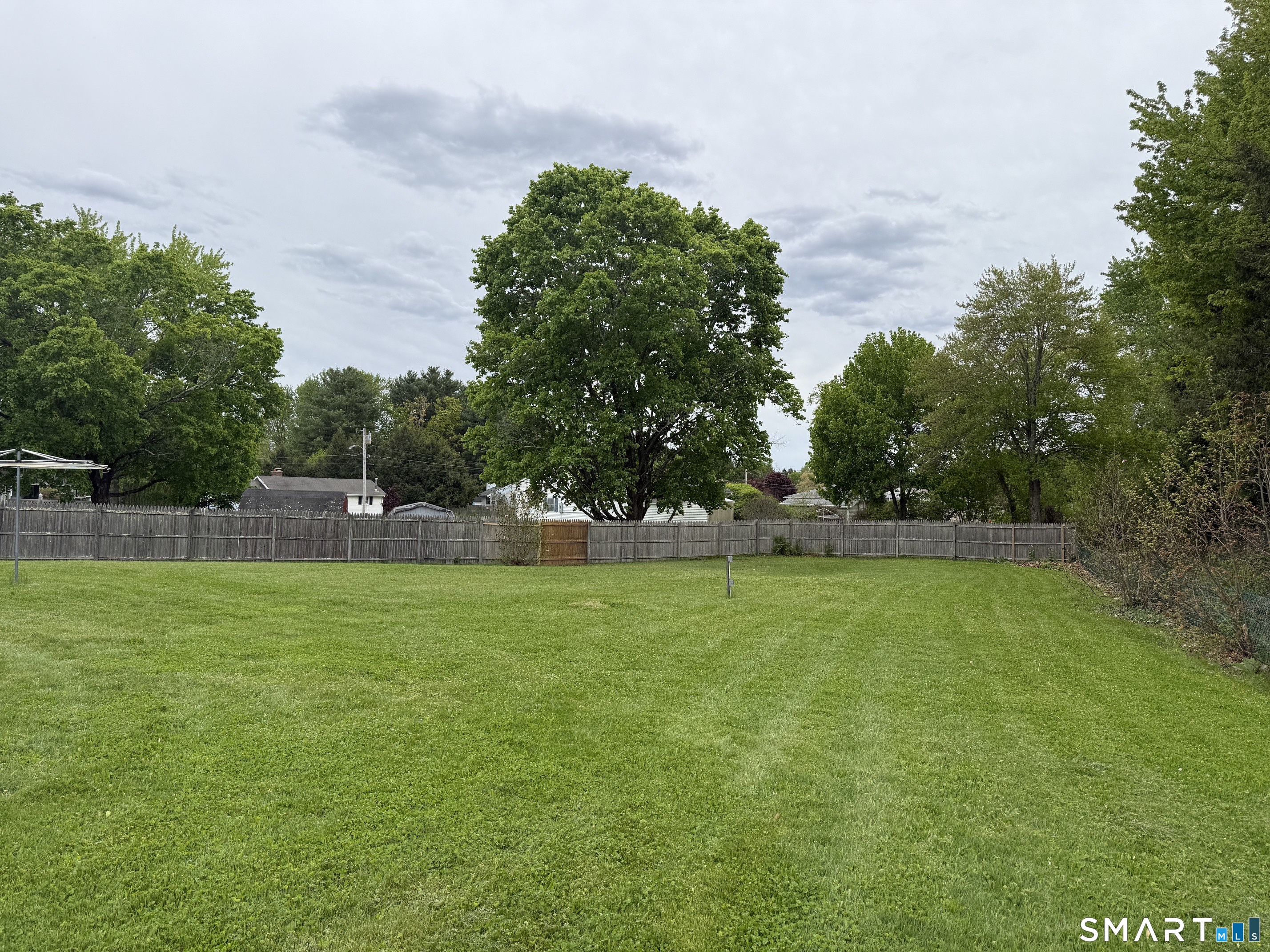 23 Raymond Road South Windsor CT 06074