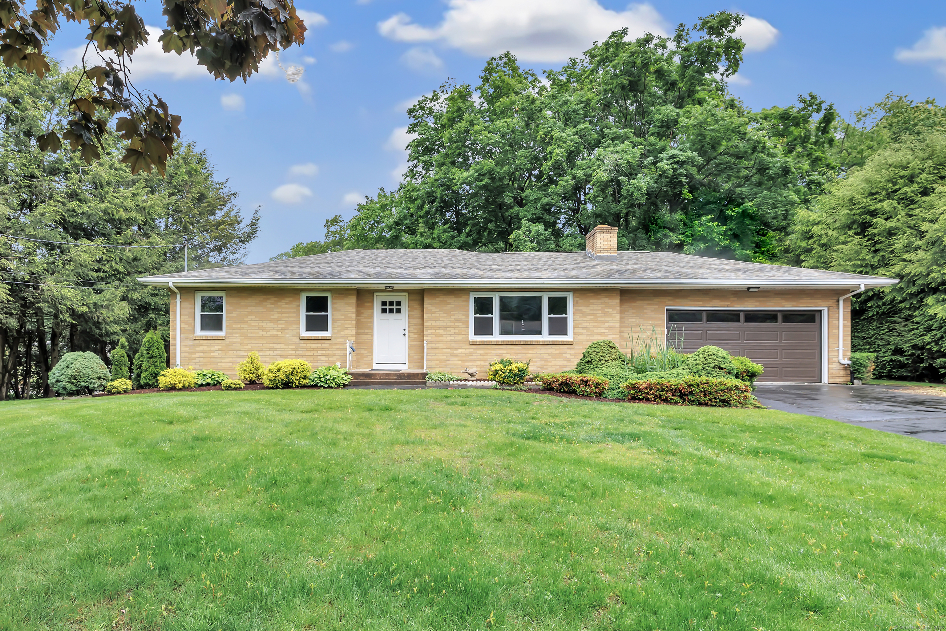 325 River Road Hamden CT 06518