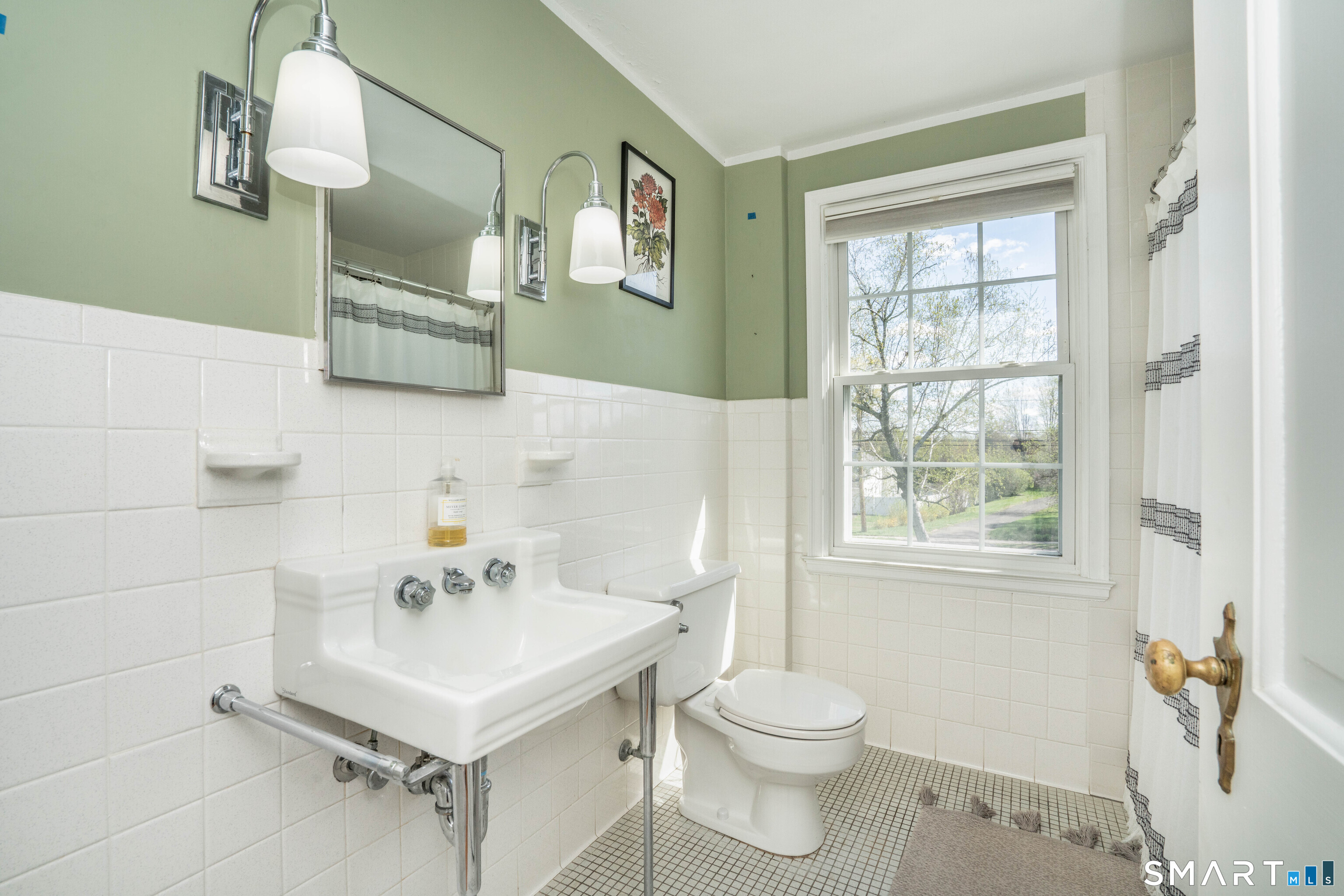 261 Mountain Road West Hartford CT 06107