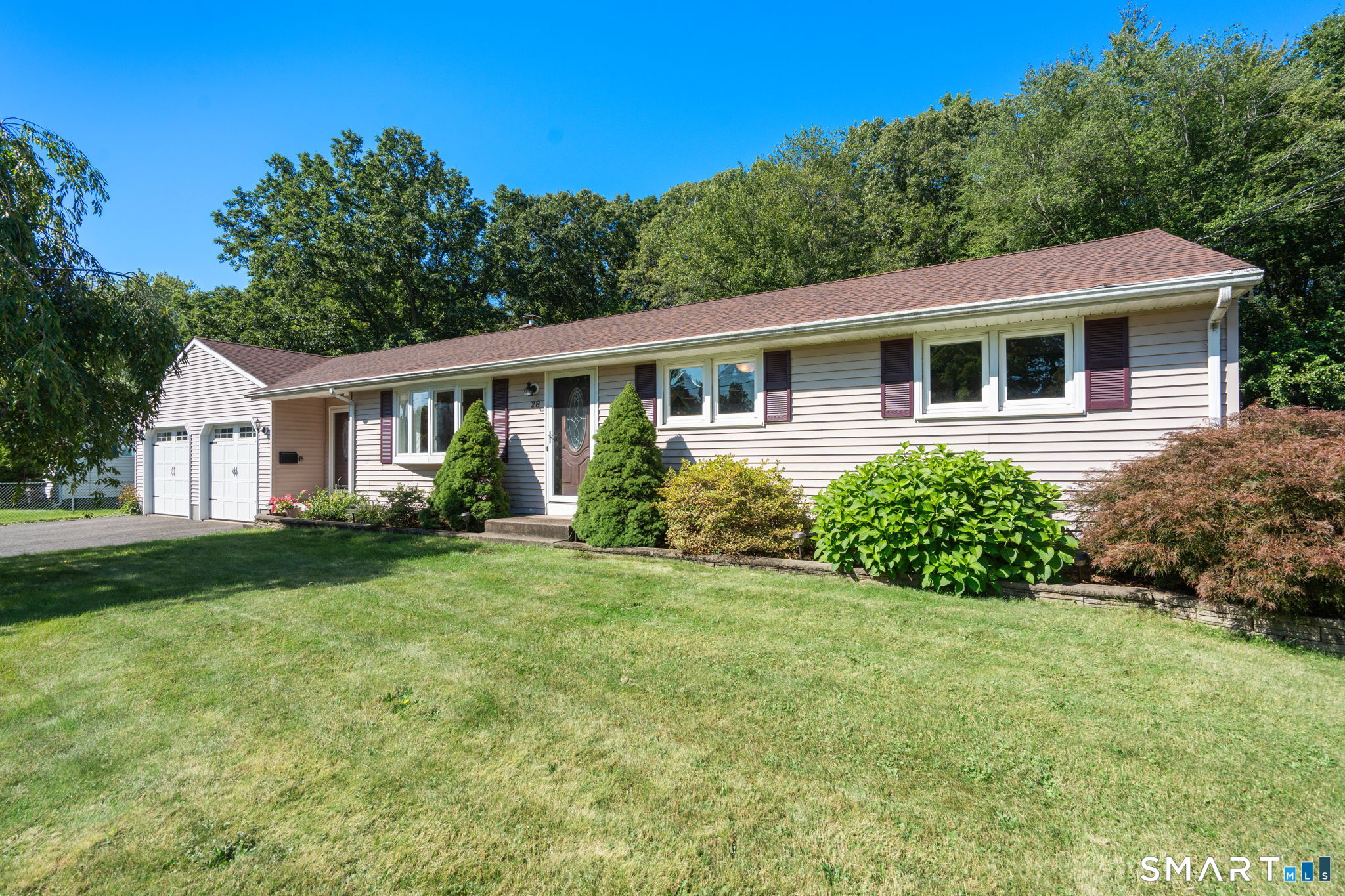 28 Fairfield Road Enfield CT 06082