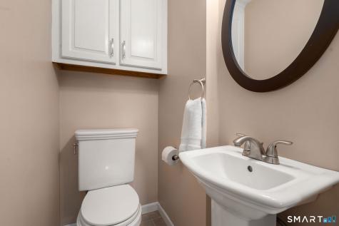 28 Fairfield Road Enfield CT 06082
