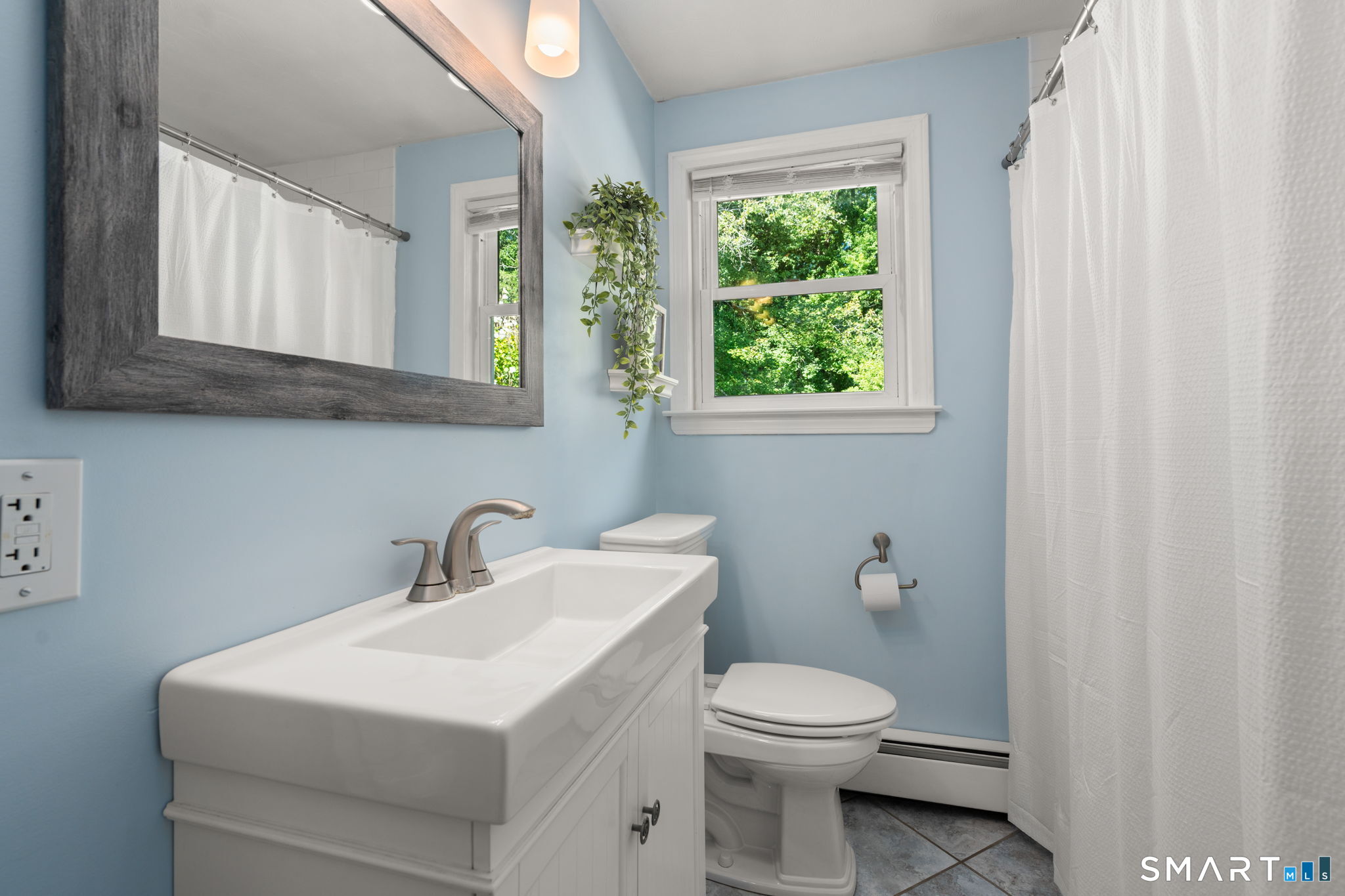 28 Fairfield Road Enfield CT 06082