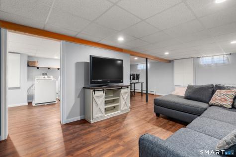 28 Fairfield Road Enfield CT 06082