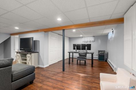 28 Fairfield Road Enfield CT 06082