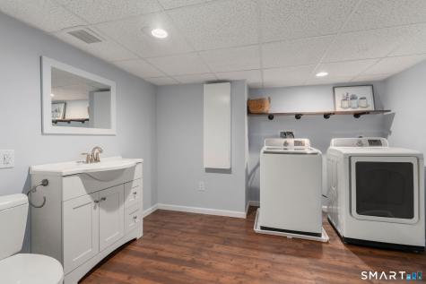 28 Fairfield Road Enfield CT 06082