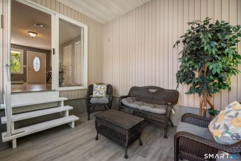 28 Fairfield Road Enfield CT 06082