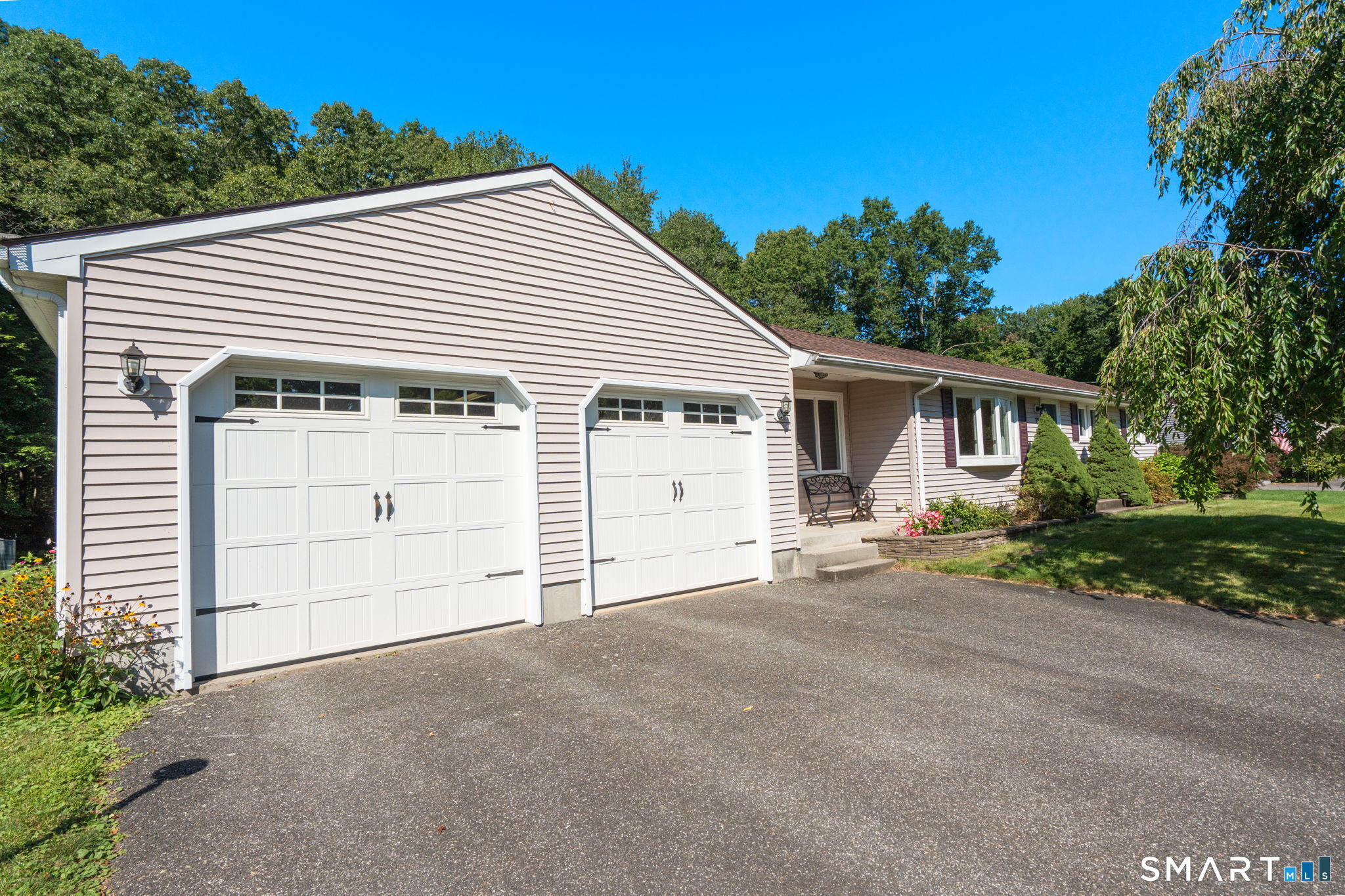 28 Fairfield Road Enfield CT 06082