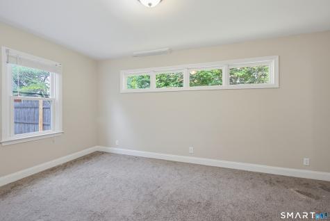 5 Flyers Drive Norwich CT 06360