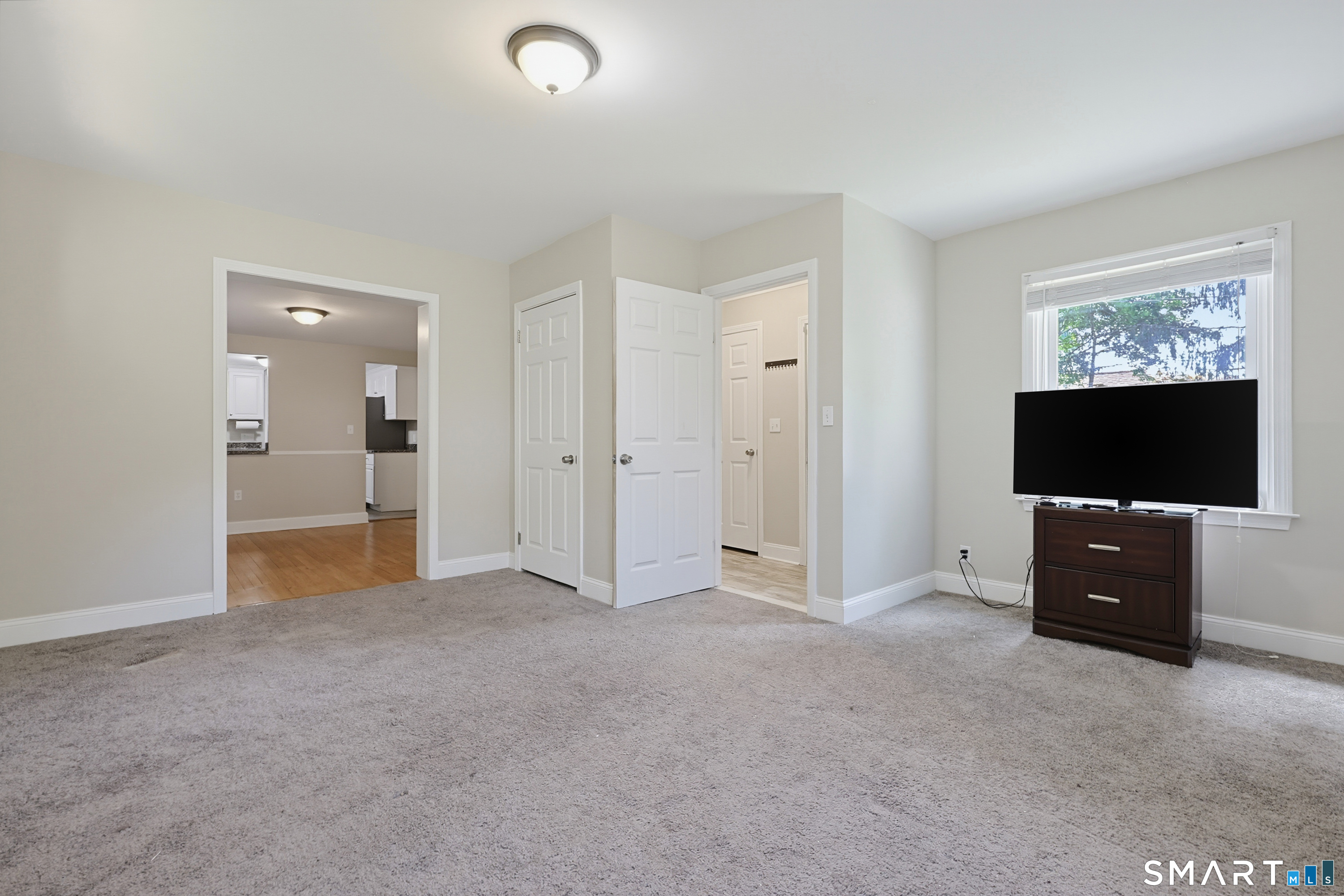 5 Flyers Drive Norwich CT 06360