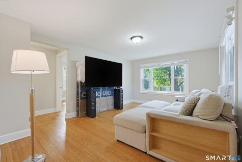 5 Flyers Drive Norwich CT 06360