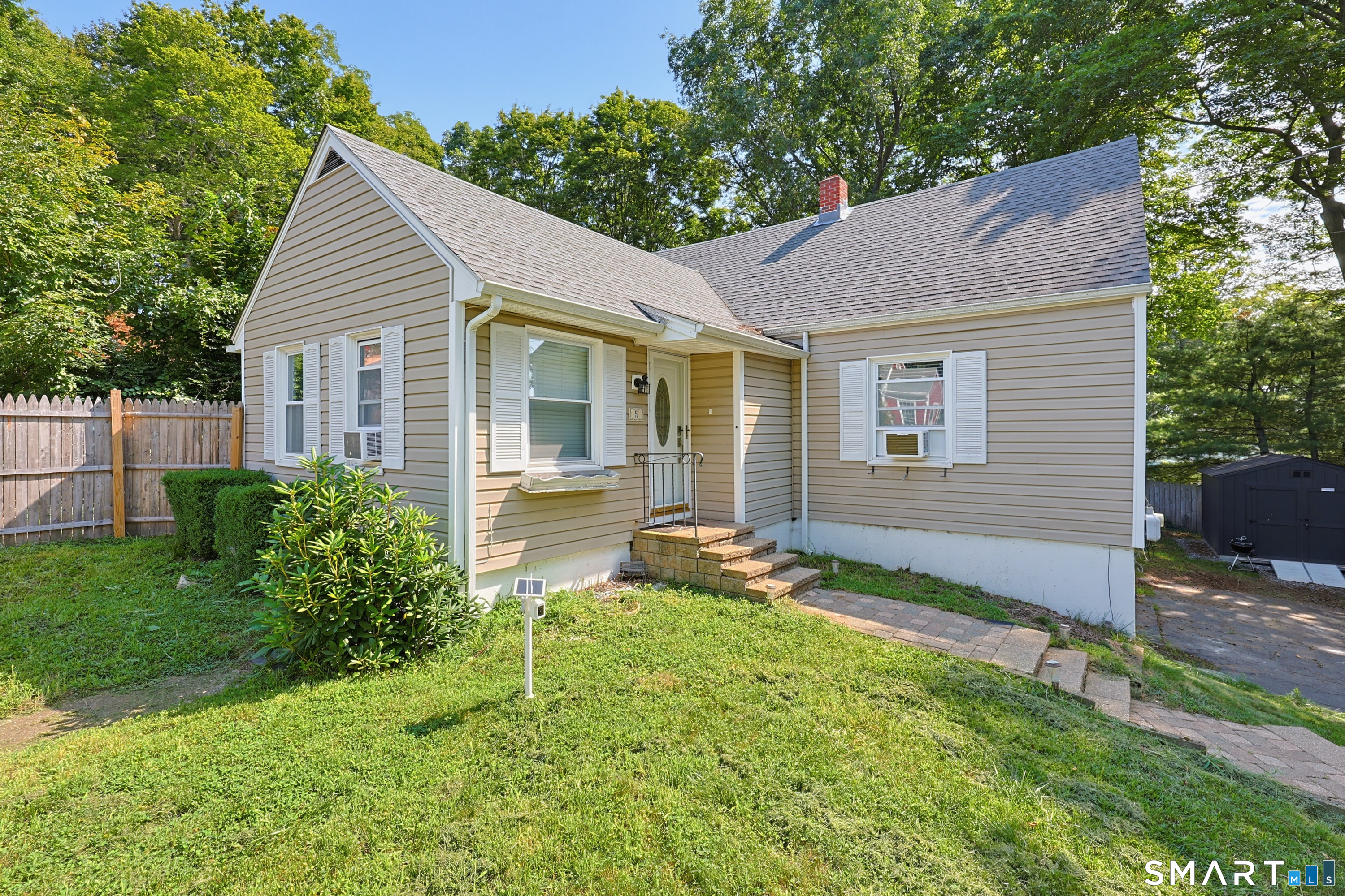 5 Flyers Drive Norwich CT 06360