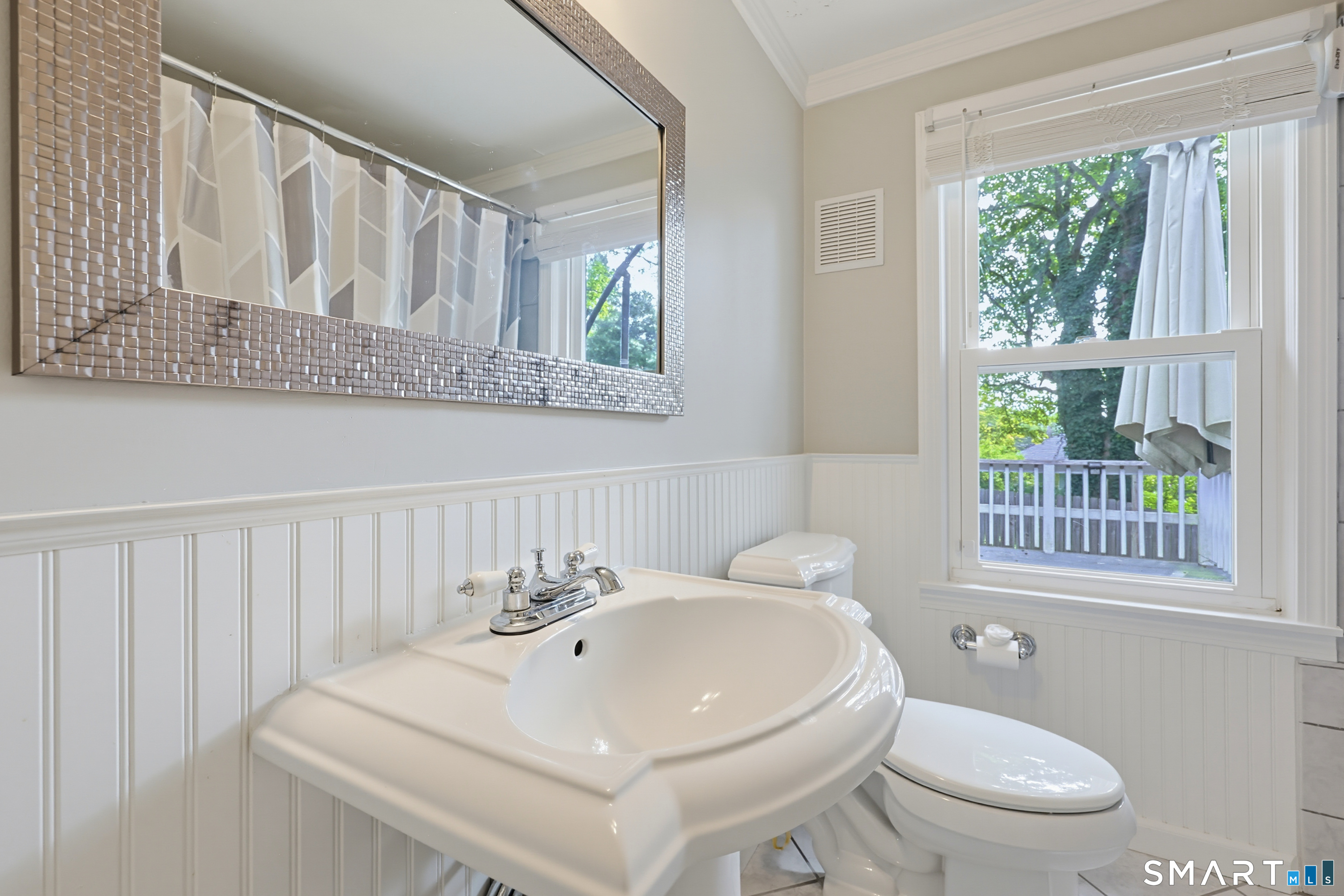 5 Flyers Drive Norwich CT 06360