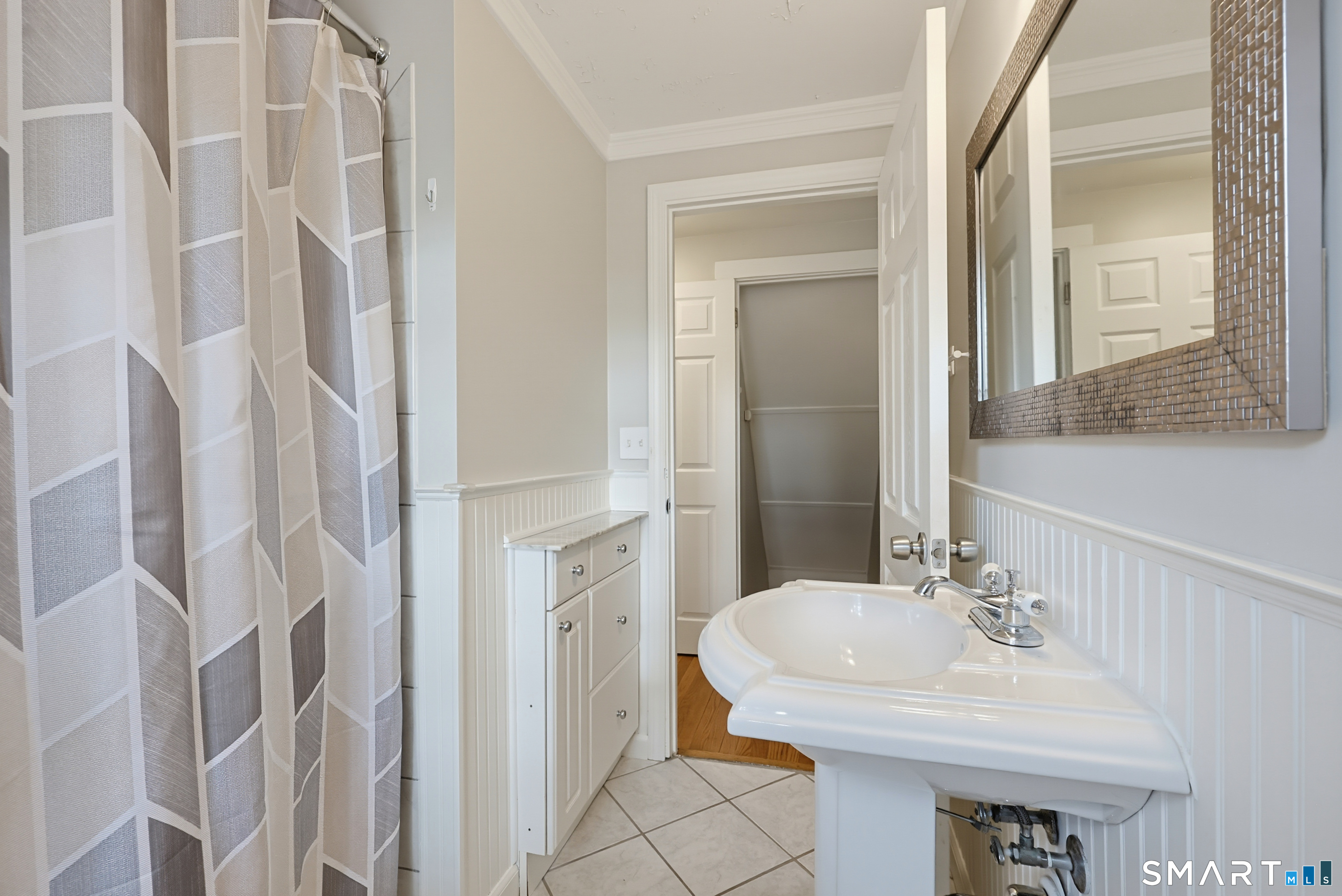 5 Flyers Drive Norwich CT 06360