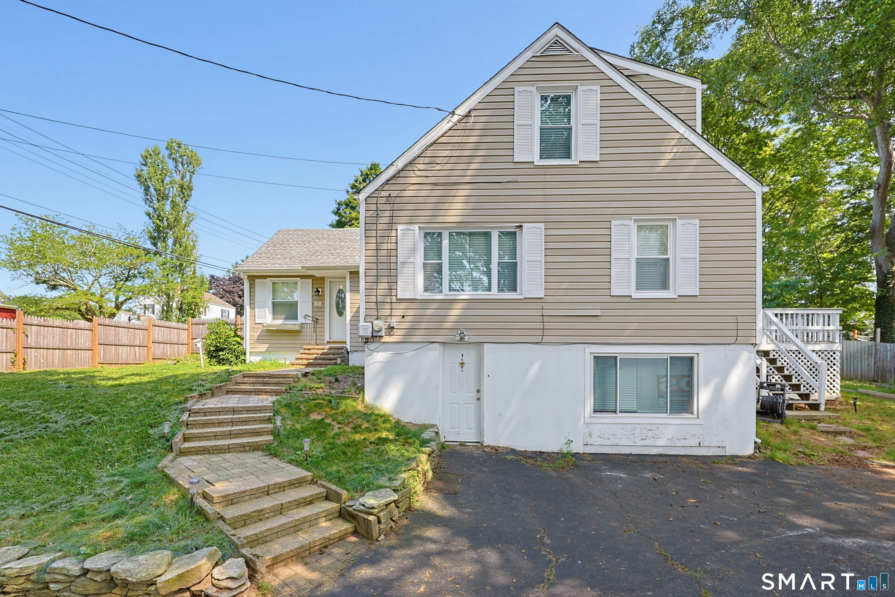 5 Flyers Drive Norwich CT 06360