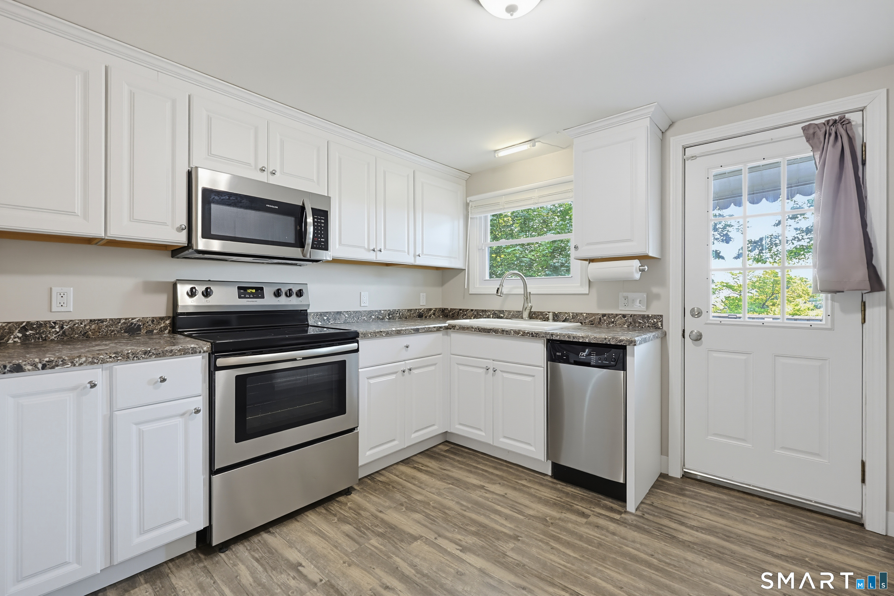 5 Flyers Drive Norwich CT 06360