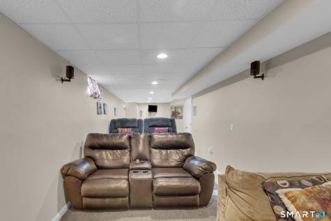 104 Benjamin Court Windsor CT 06095