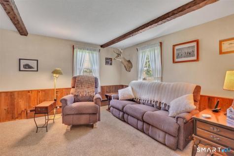 676 Bush Hill Road Manchester CT 06040