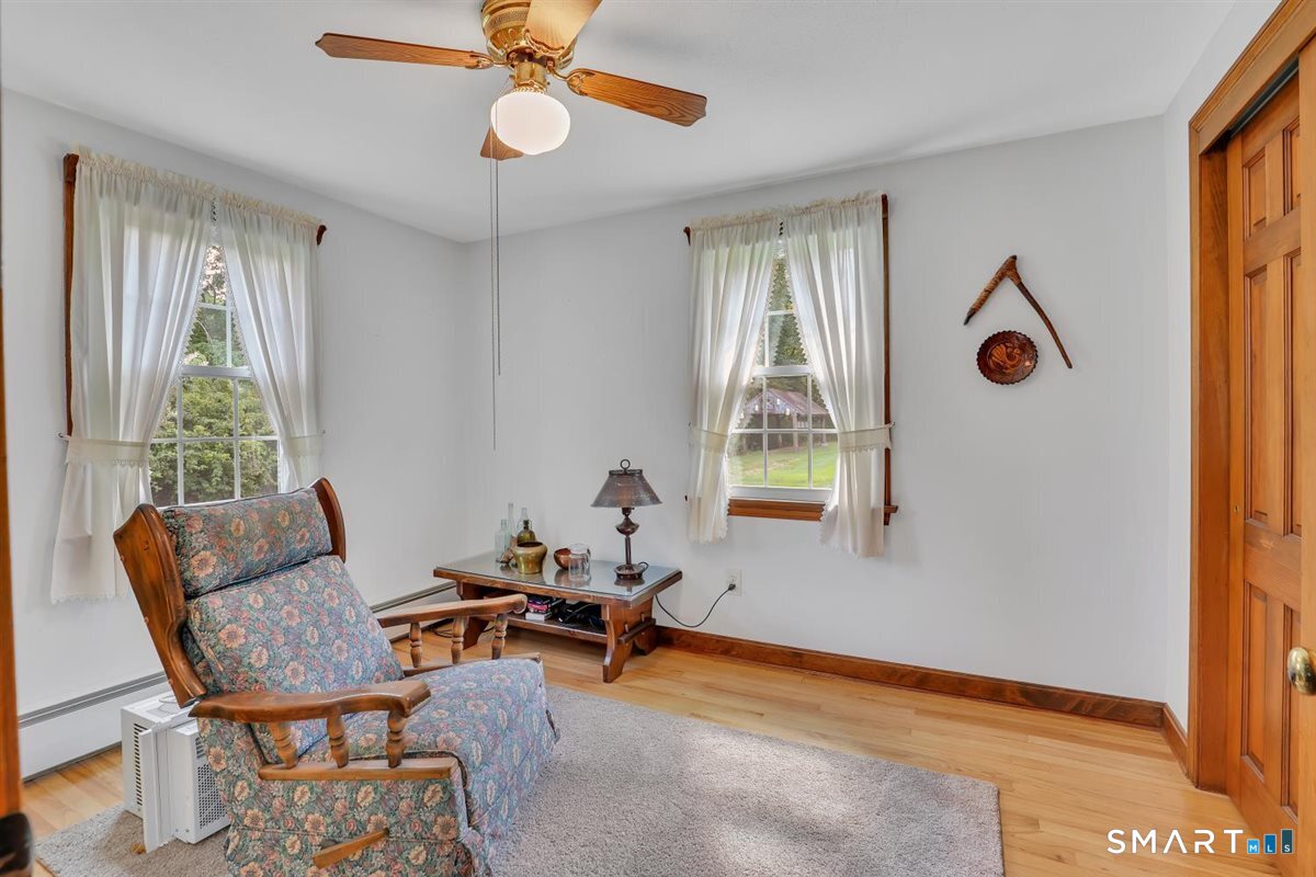 676 Bush Hill Road Manchester CT 06040
