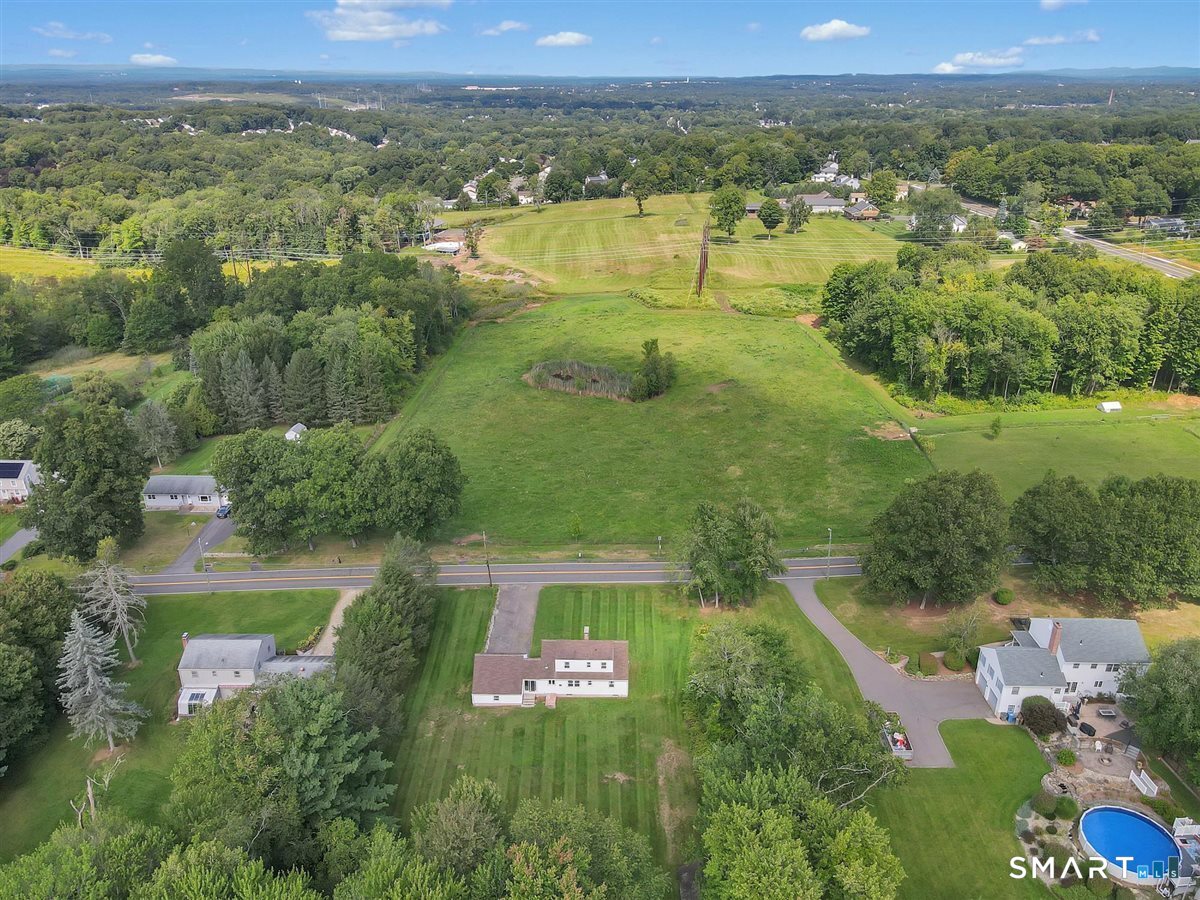 676 Bush Hill Road Manchester CT 06040