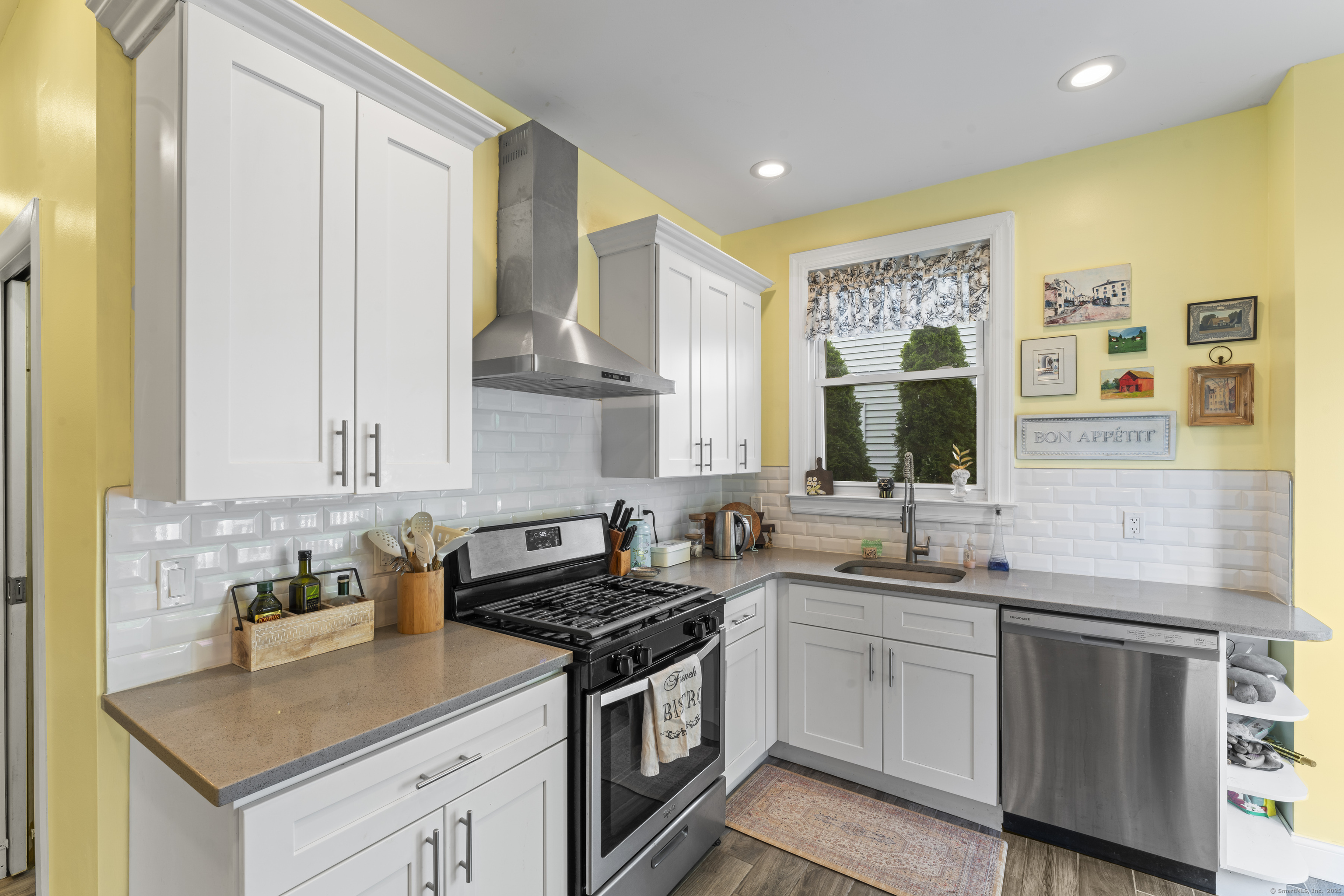 82 Main Street West Haven CT 06516