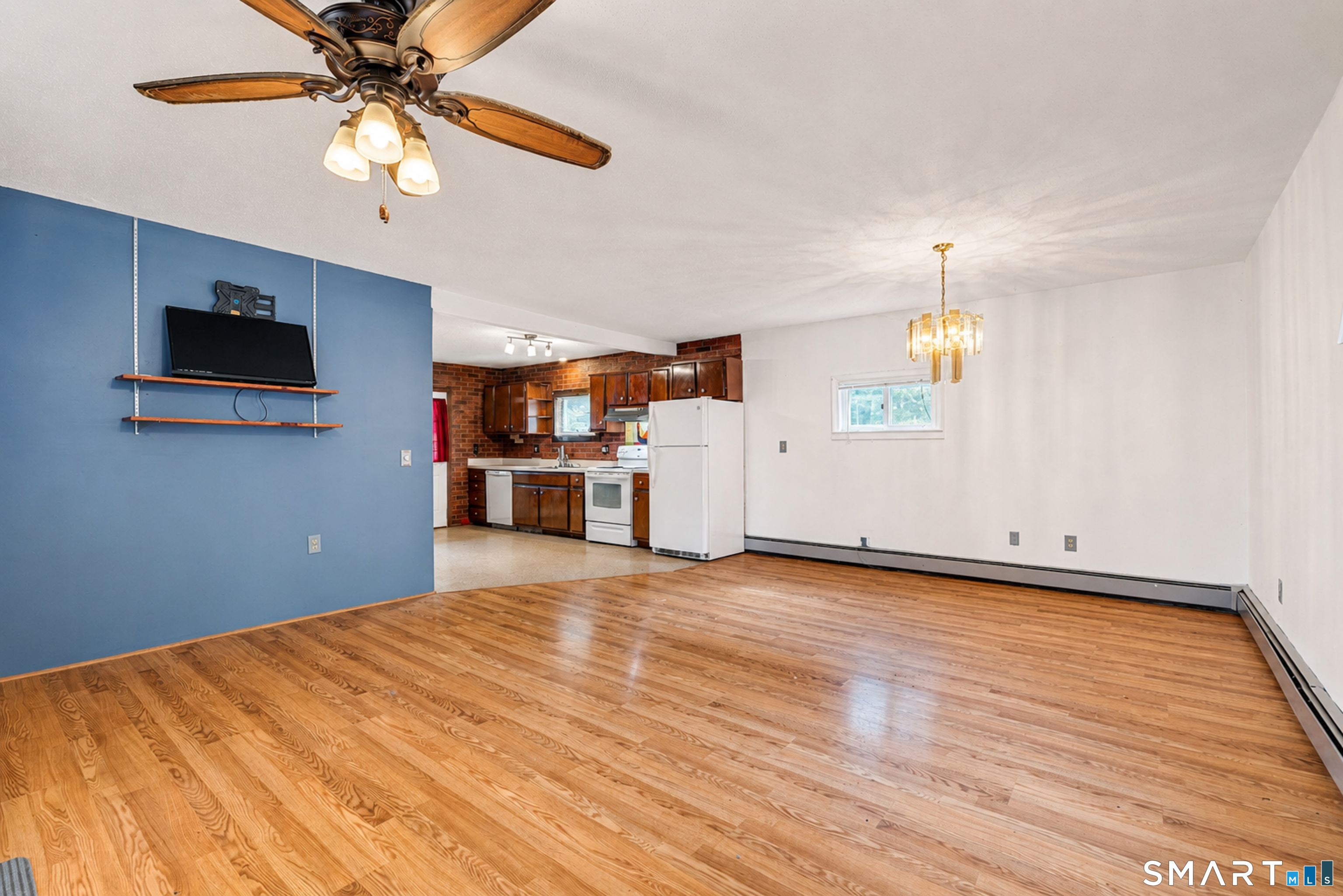 15 Gay Hill Road Montville CT 06382
