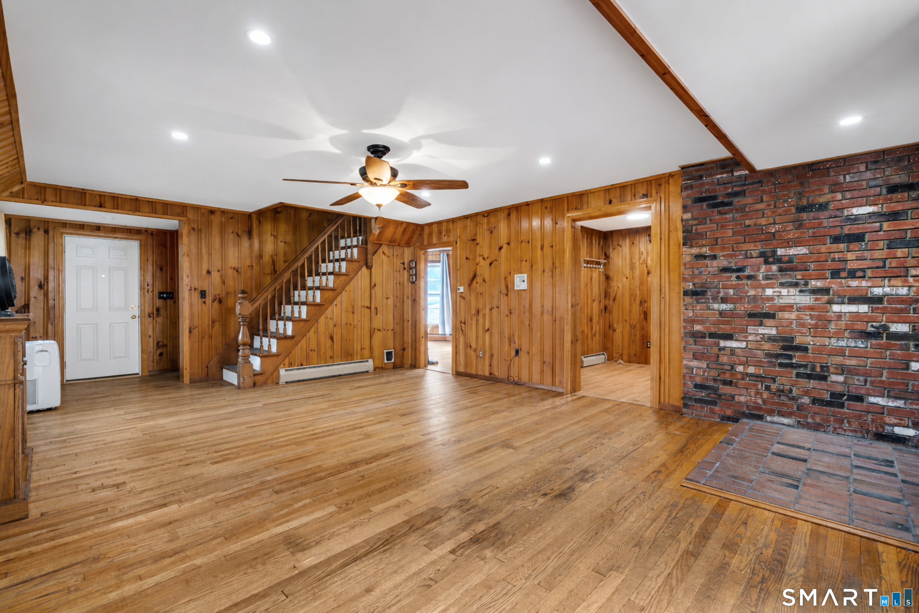 15 Gay Hill Road Montville CT 06382