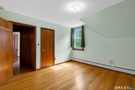 15 Gay Hill Road Montville CT 06382