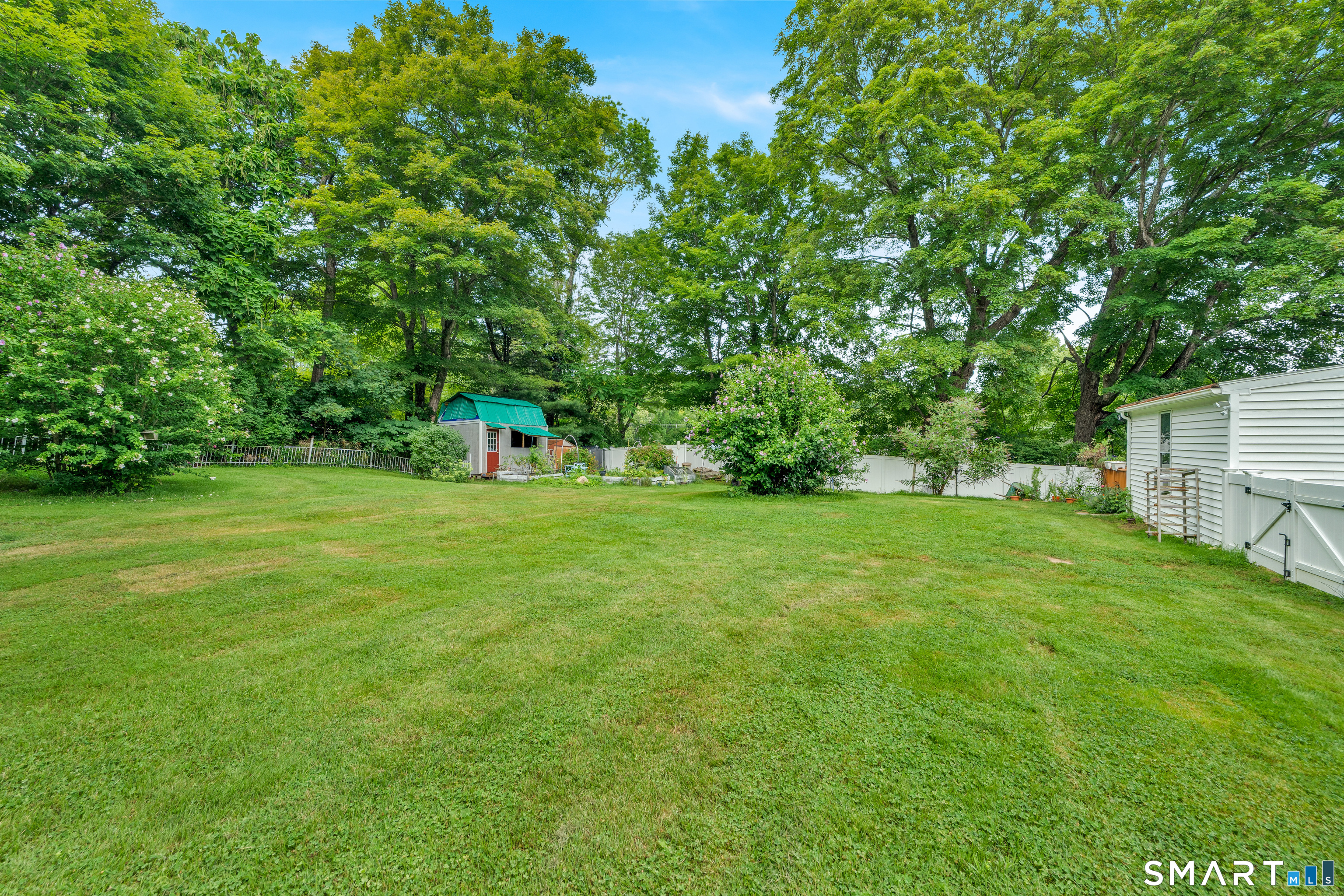 15 Gay Hill Road Montville CT 06382