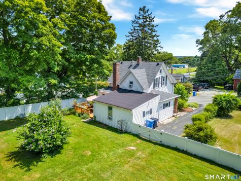 15 Gay Hill Road Montville CT 06382