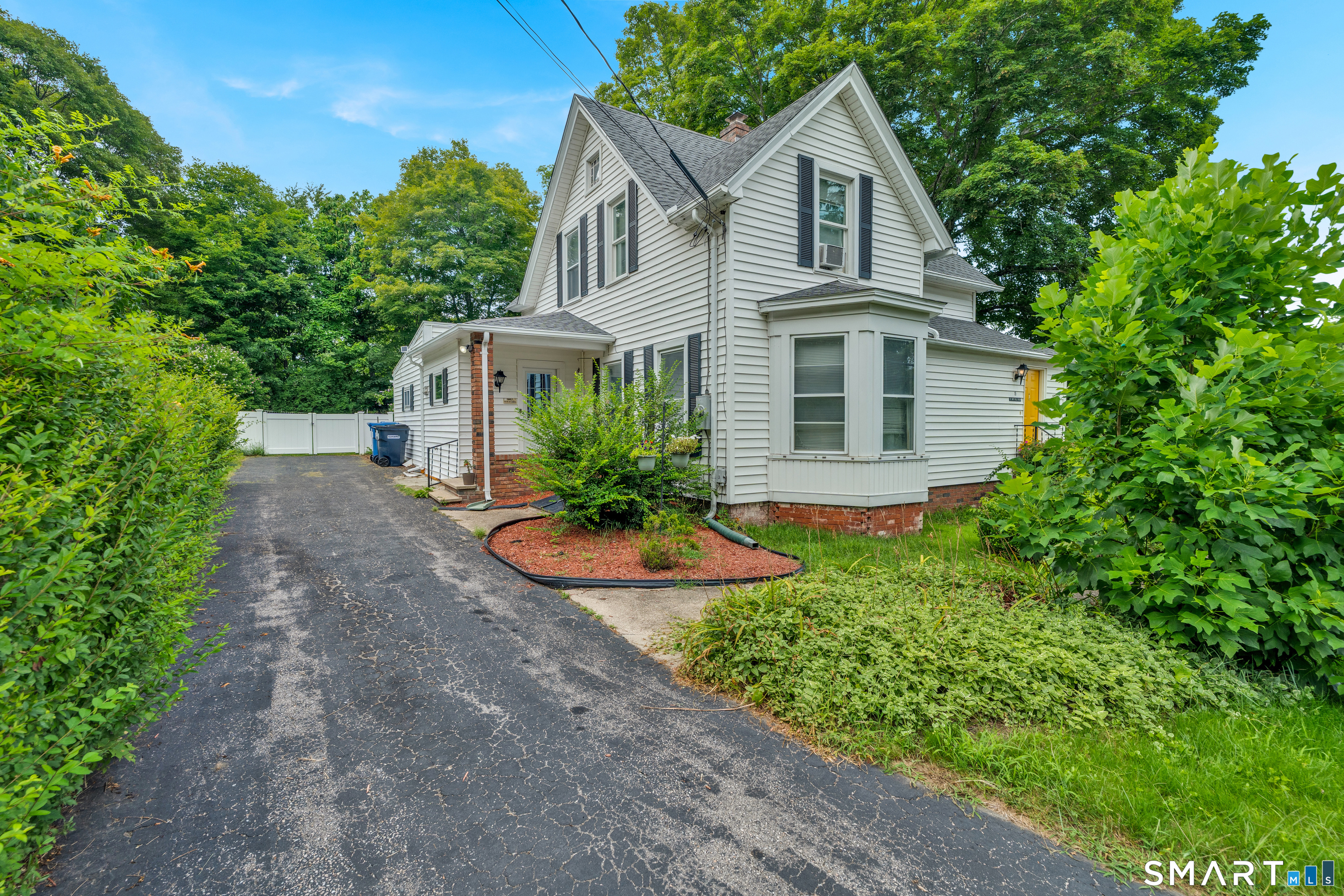 15 Gay Hill Road Montville CT 06382