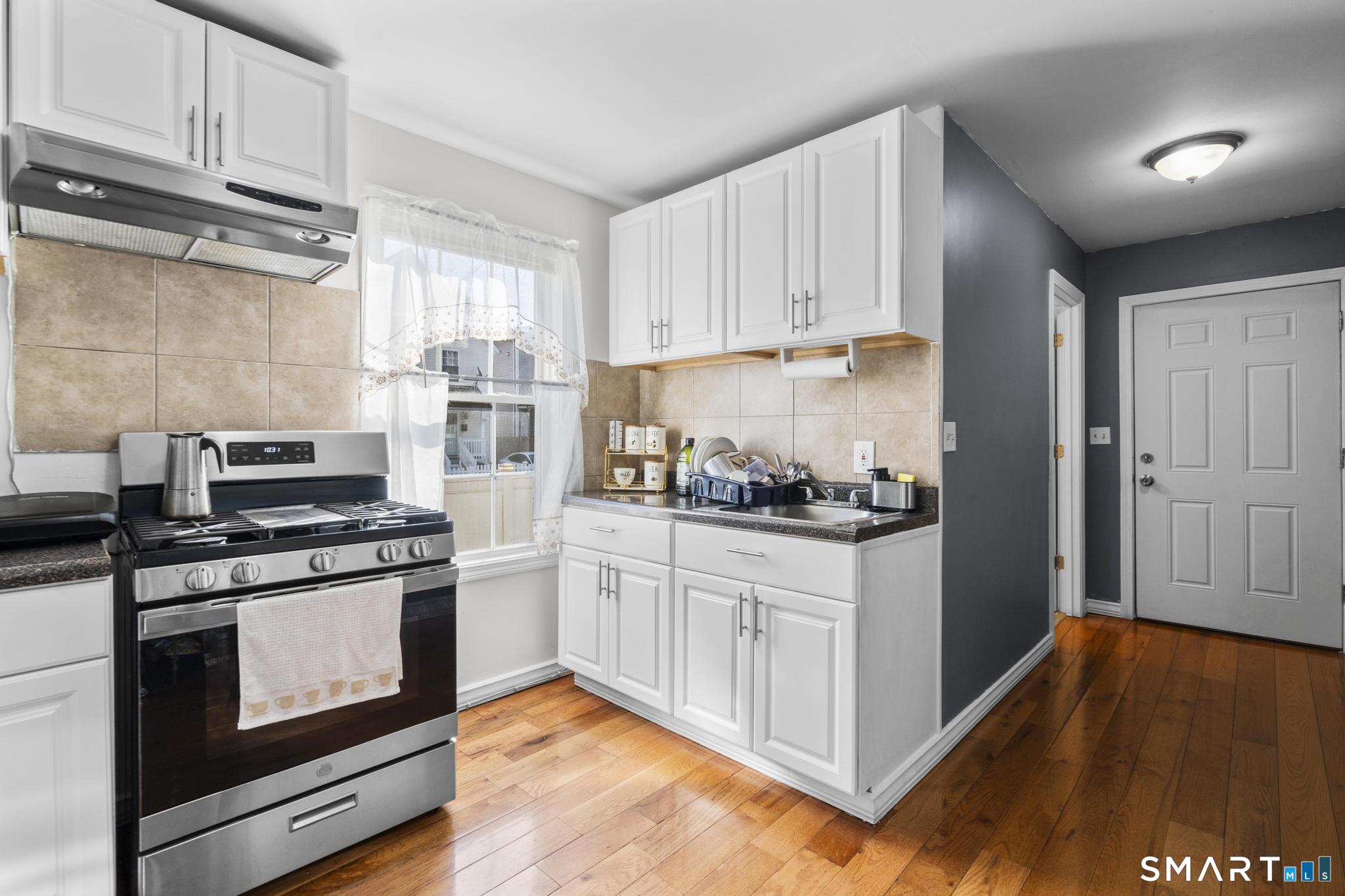 728 Arctic Street Bridgeport CT 06608