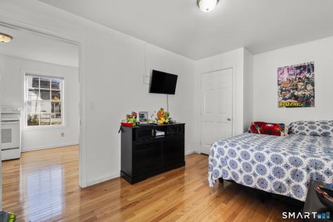 728 Arctic Street Bridgeport CT 06608