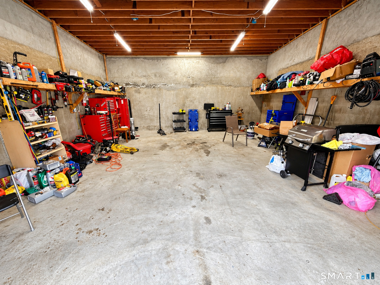 728 Arctic Street Bridgeport CT 06608