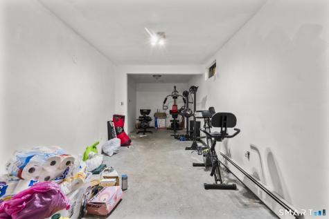 728 Arctic Street Bridgeport CT 06608