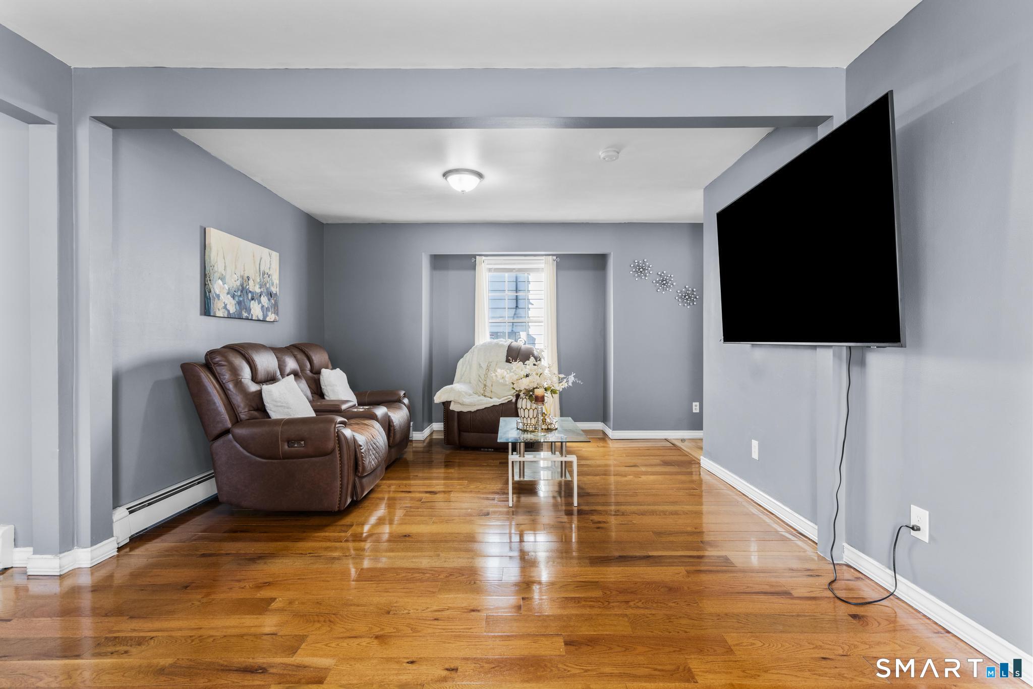 728 Arctic Street Bridgeport CT 06608