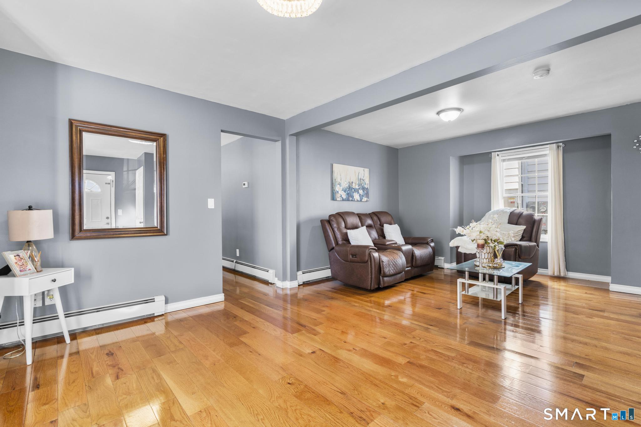 728 Arctic Street Bridgeport CT 06608