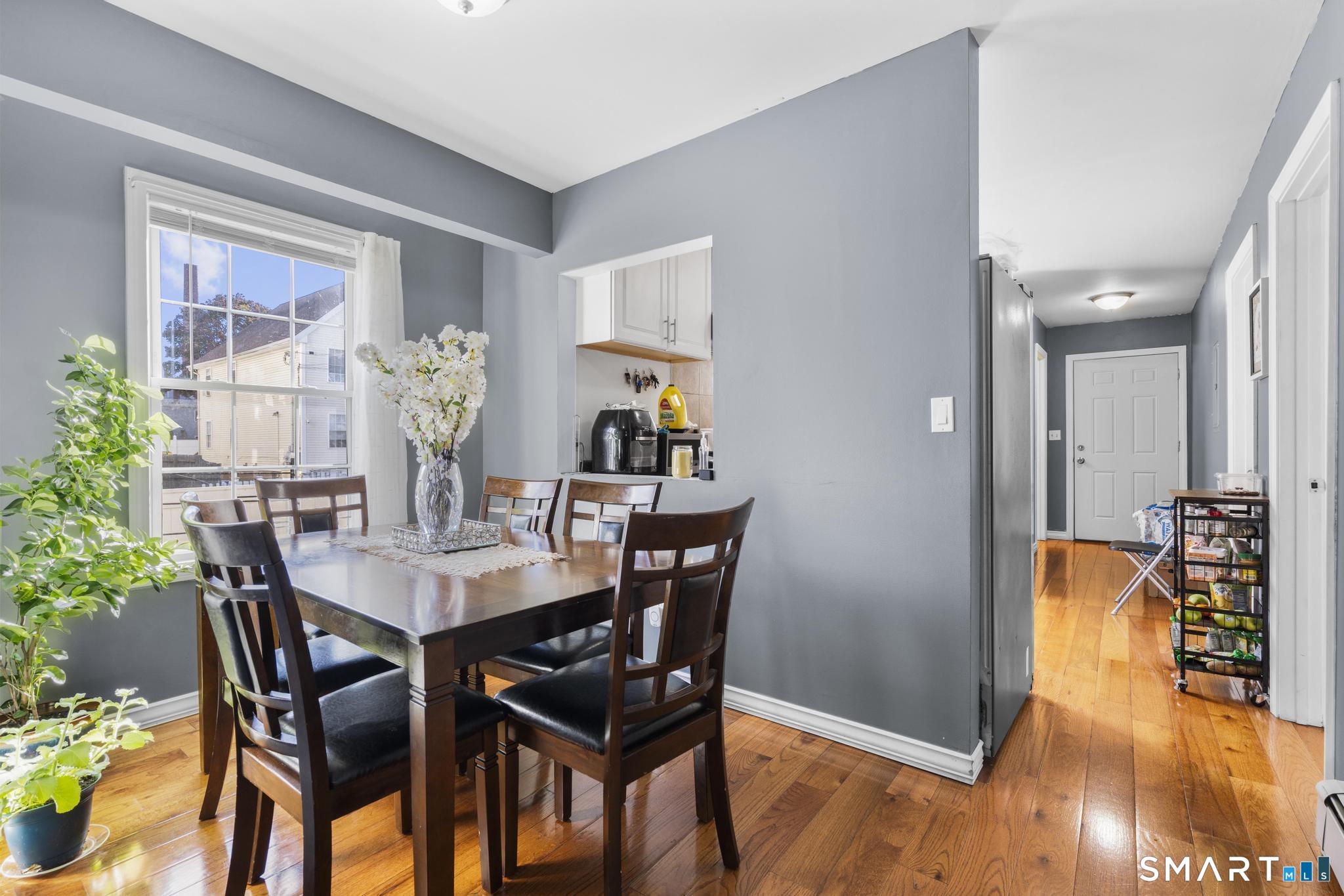 728 Arctic Street Bridgeport CT 06608
