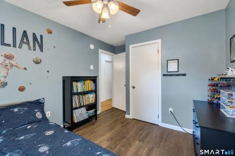 197 Breezy Knolls Groton CT 06355