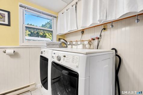 197 Breezy Knolls Groton CT 06355