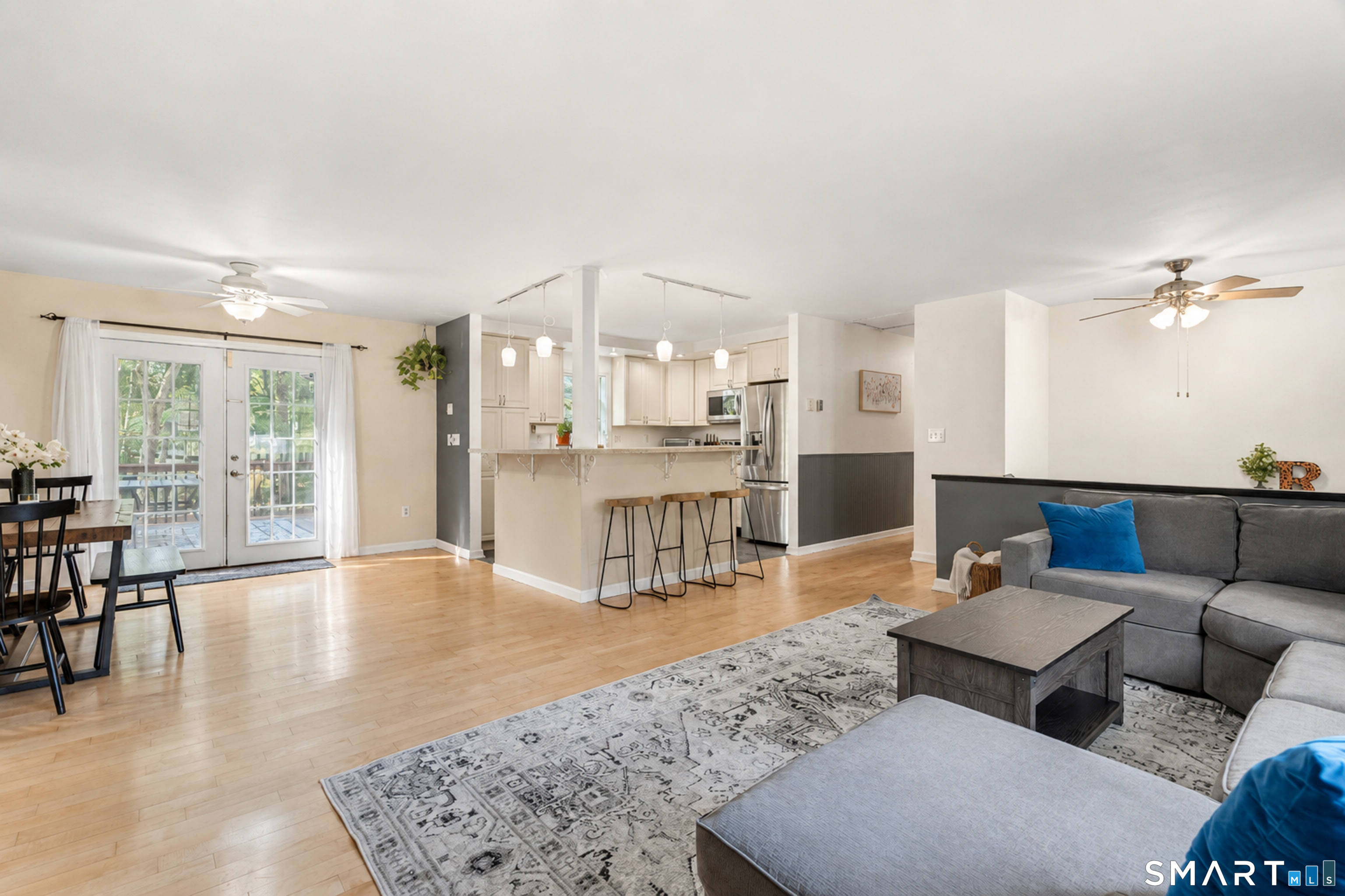 197 Breezy Knolls Groton CT 06355